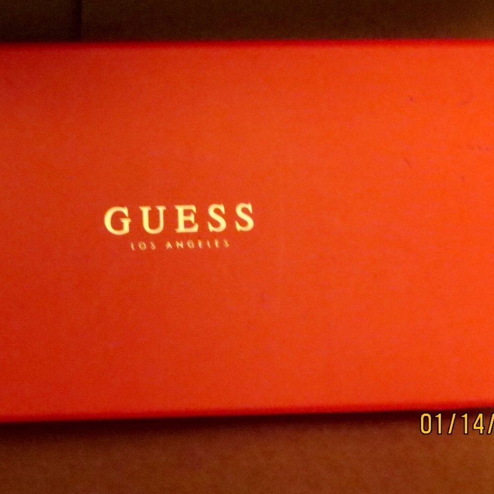 NWT Black Guess Wallet with Vegan Leather - Picture 4 of 7